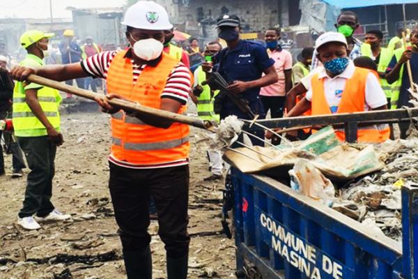 La-commune-de-Masina-a-vibre-au-rythme-de-travaux-dassainissement-Kin-Bopeto-le-samedi-26-septembre.jpg